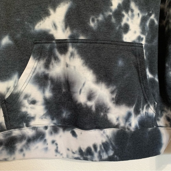 Marvel Avengers Hoodie Sweatshirt Graphic Long Sleeve Tie Dye Black White - Picture 4 of 7